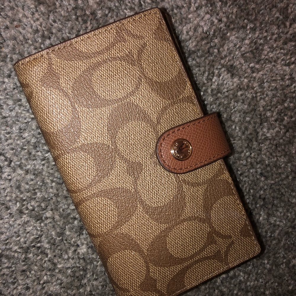 AUTHENTIC coach wallet!